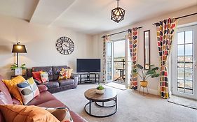 Host & Stay - Harbour View House